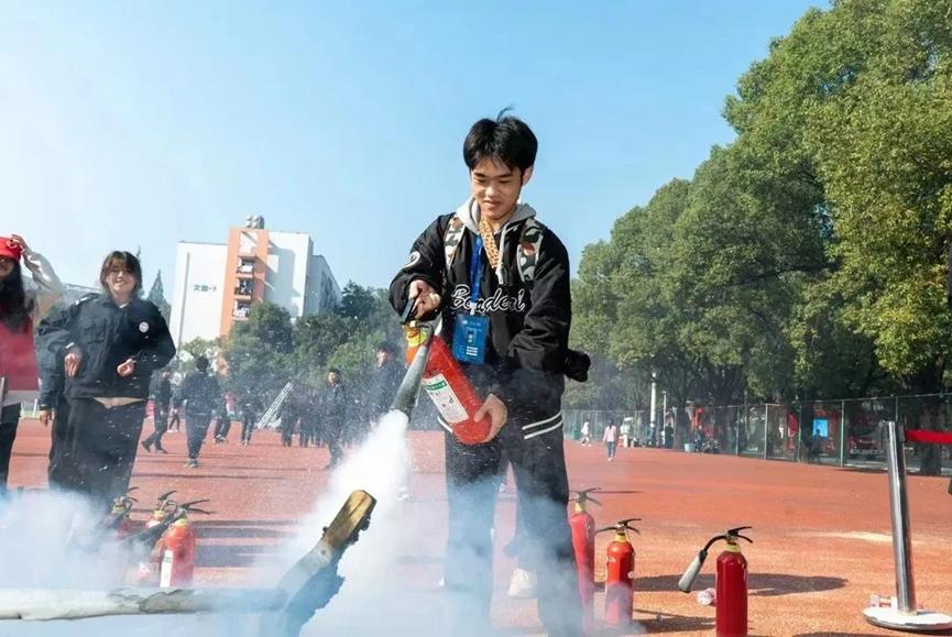 英国上市公司官网365